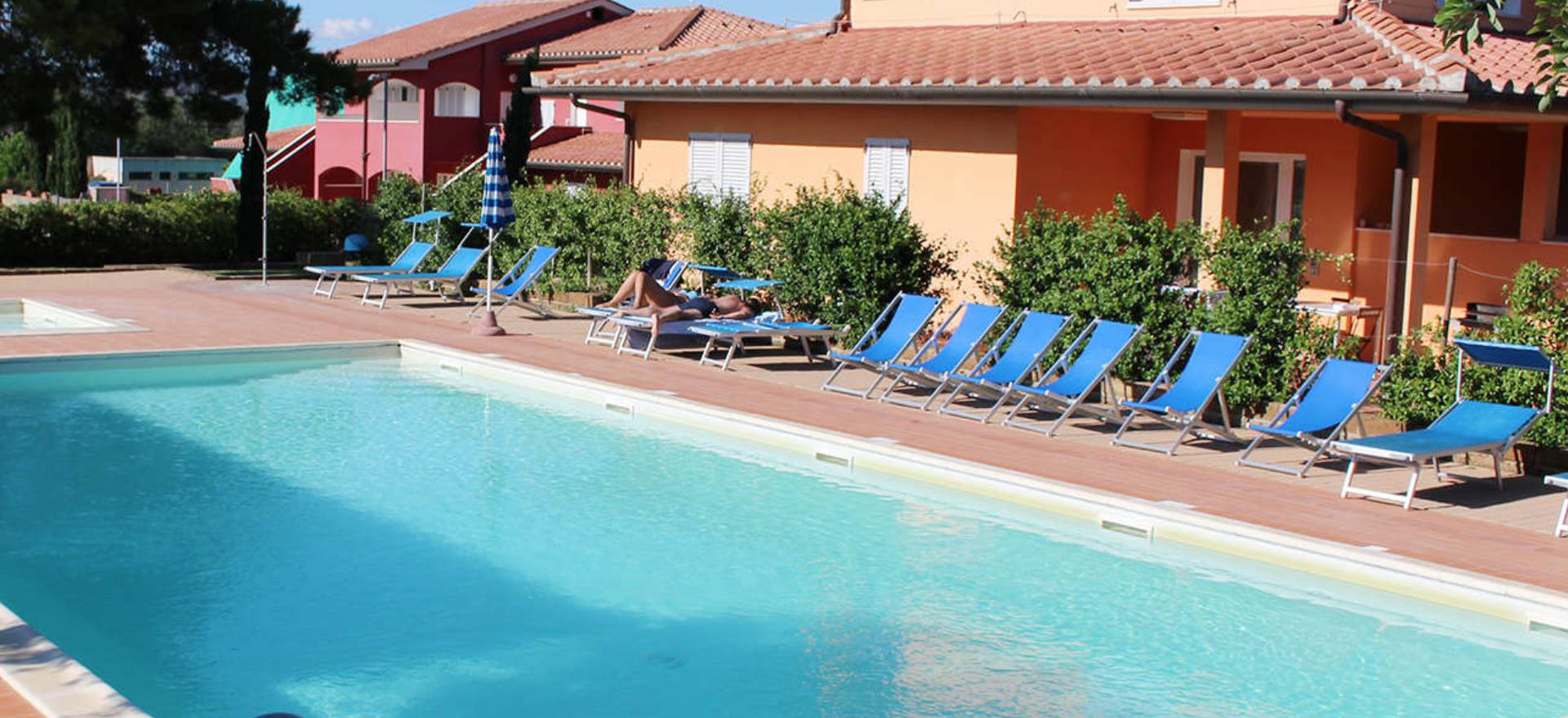 agriturismo con piscina e biciclette toscana mare